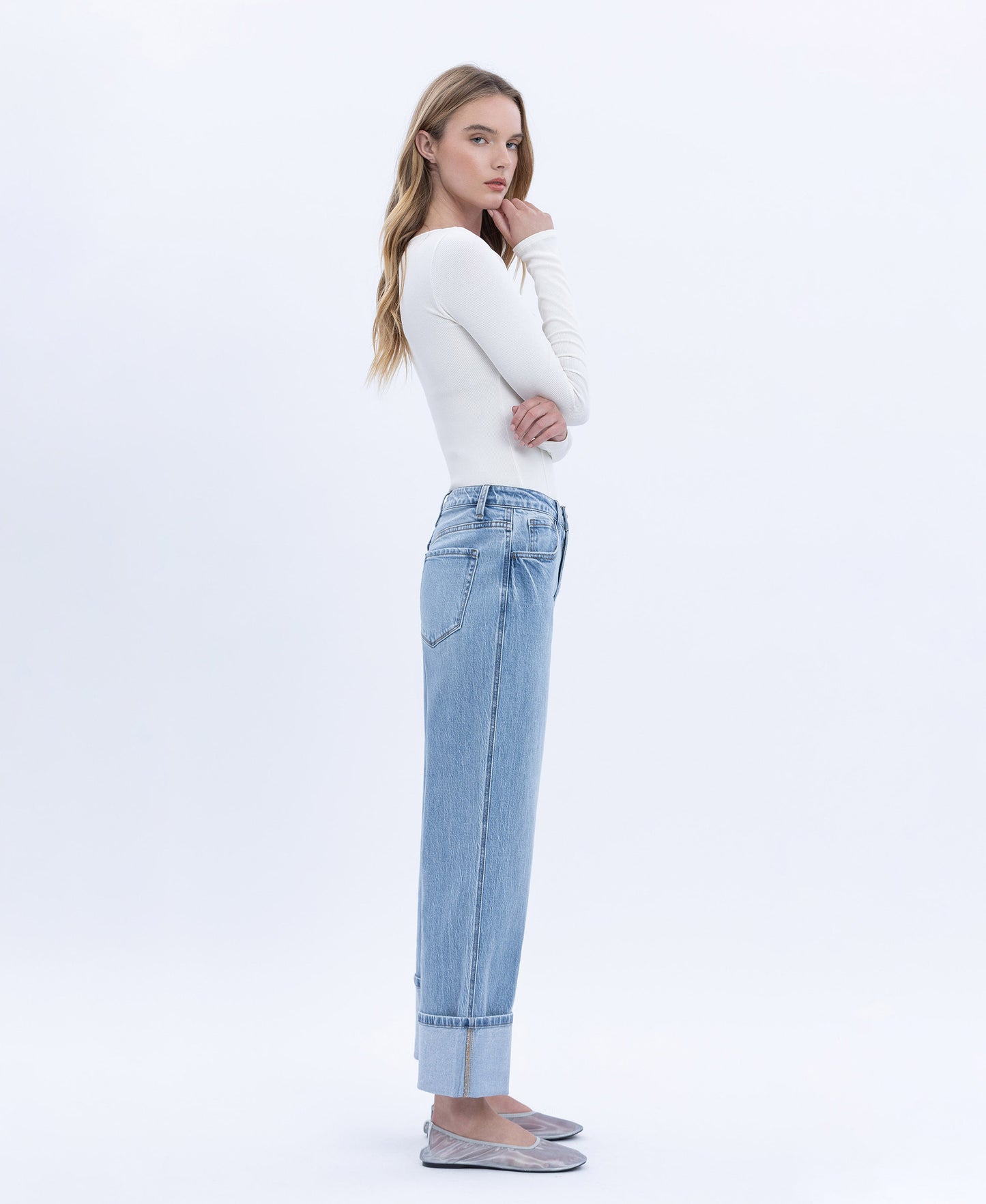 Right side product images of Enrapture - Super High Rise Cuffed Baggy Straight Jeans