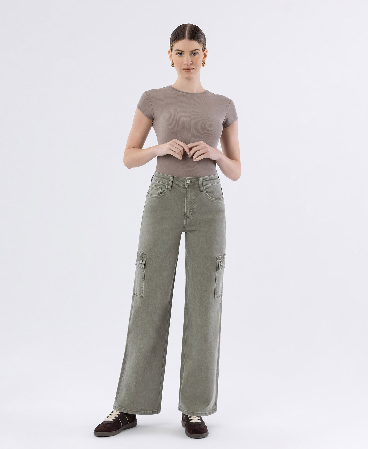 Front product images of Vetiver - 90's Super High Rise Loose Cargo Jeans