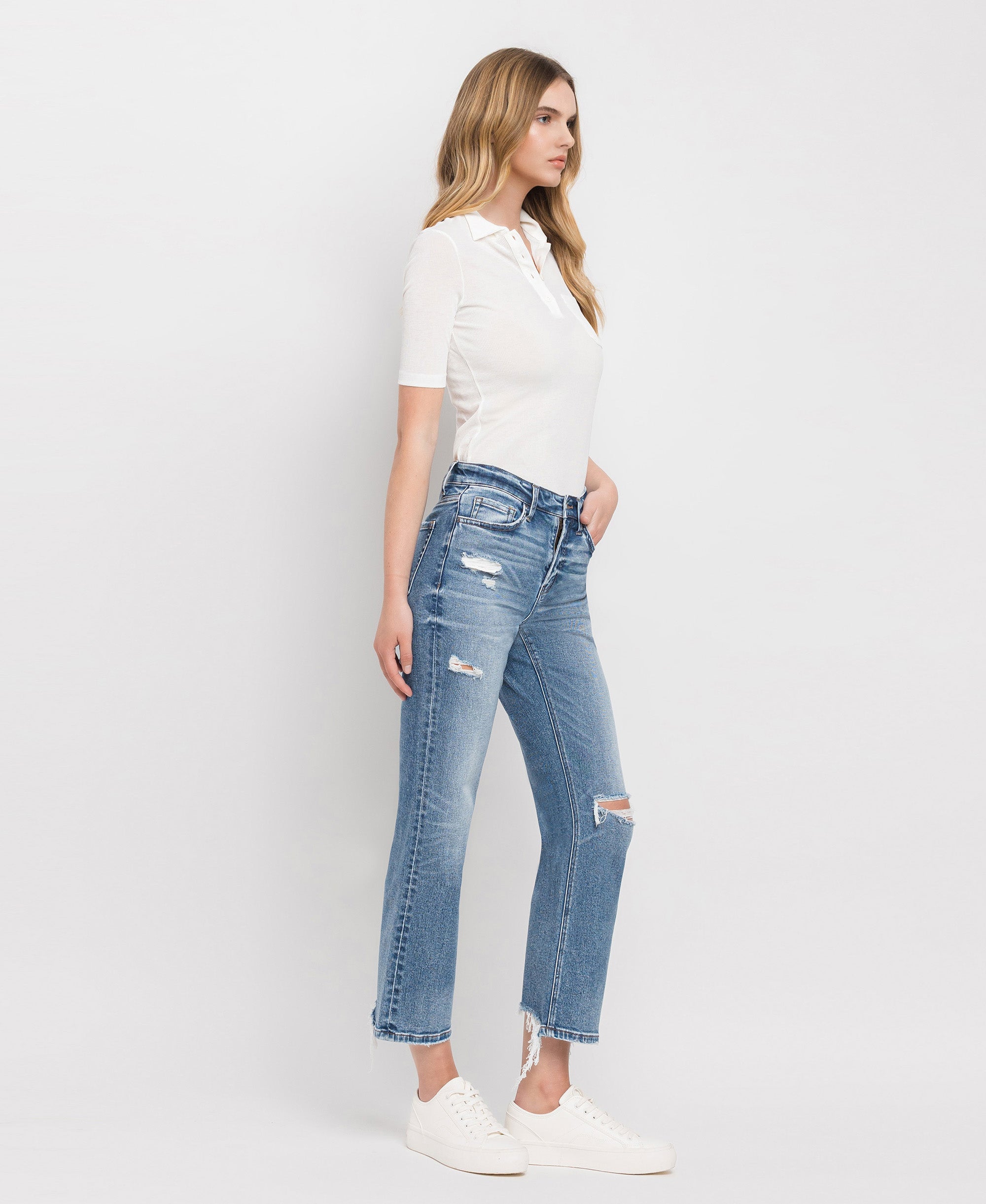 40-11 VERVET Be Straight With Me High Rise Cropped distressed blue jeans 28 deals