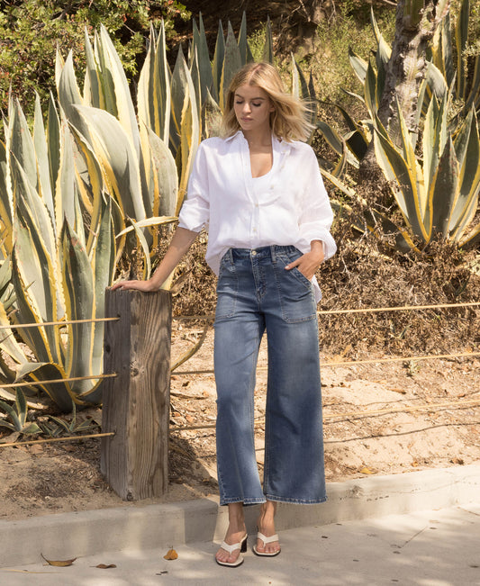 EDITOIRAL IMAGE OF Serendipity Light - High Rise Elastic Waistband Ankle Baggy Wide Leg Jeans
